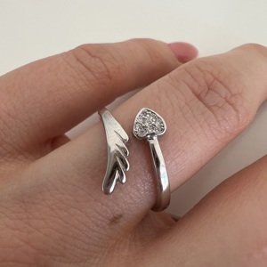 Aranys Stříbrný prsten se zirkony, 56 09996